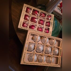 Holly Vintage Red and White Holiday Ornaments Set